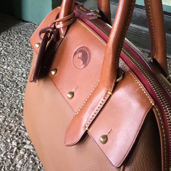 DOONEY & BOURKE large capacity dual toned leather satchel in Natural, like new - Picture 8 of 12